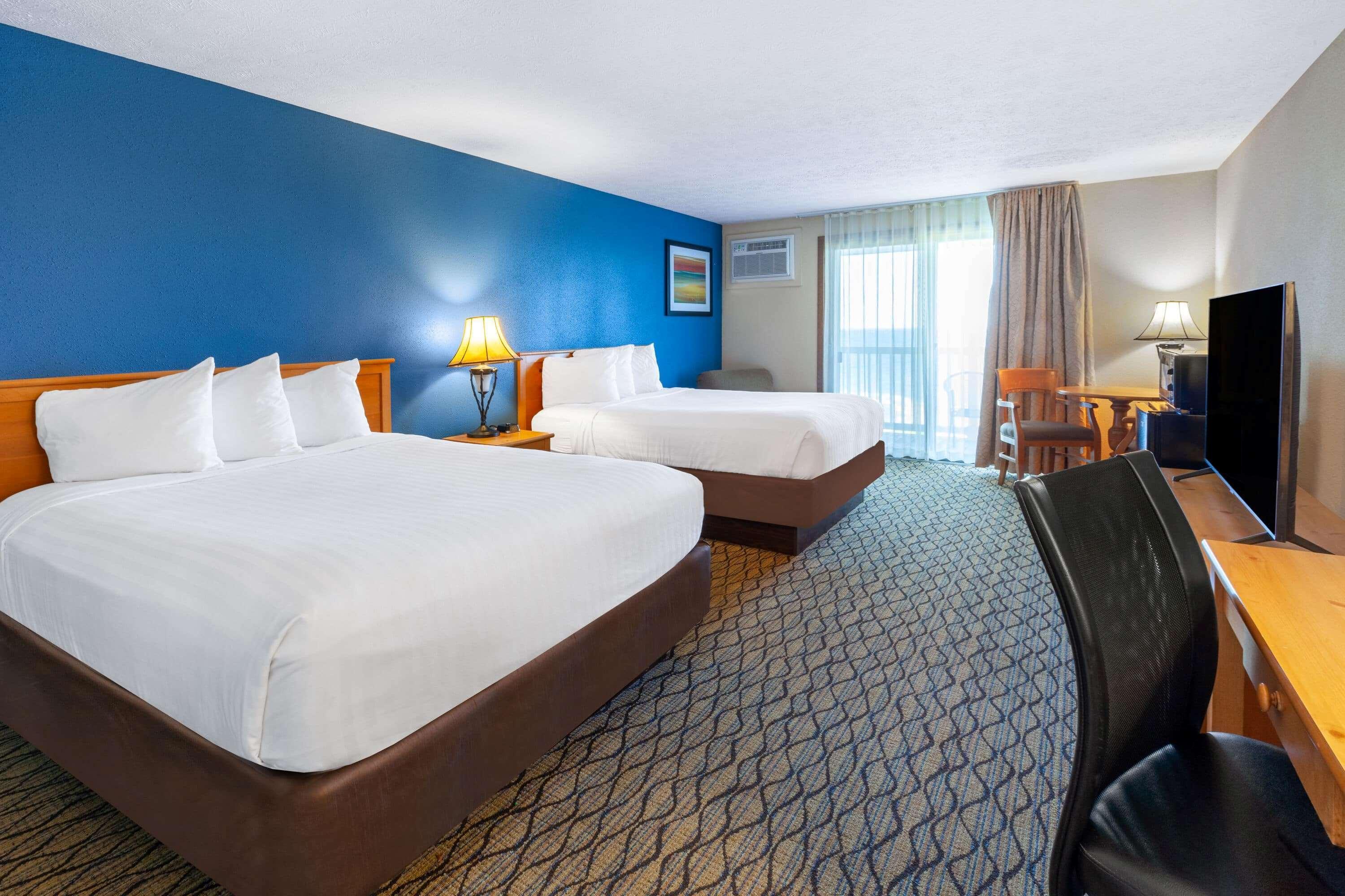 Baymont By Wyndham St. Ignace Lakefront Kültér fotó