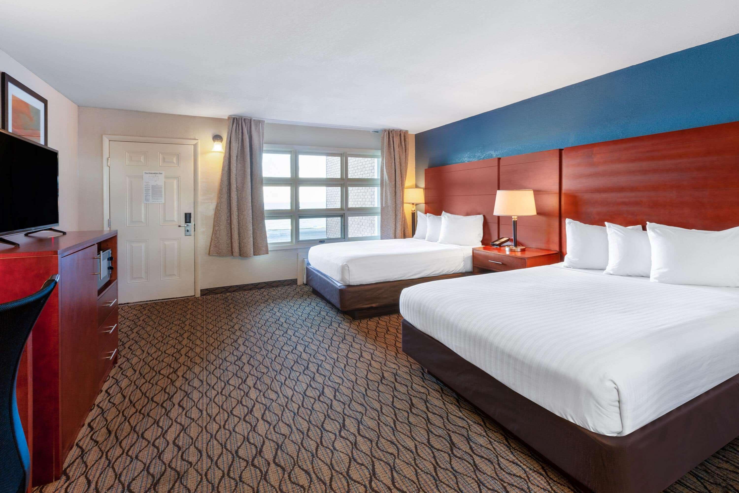 Baymont By Wyndham St. Ignace Lakefront Kültér fotó